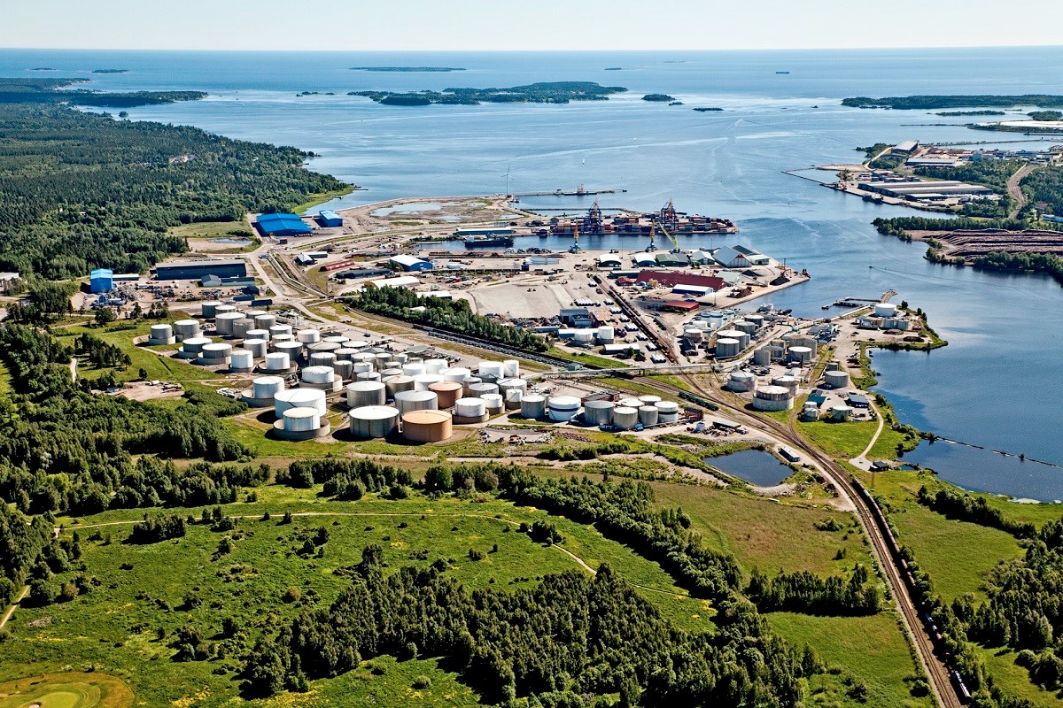 Flygfoto av Gävle Hamn.